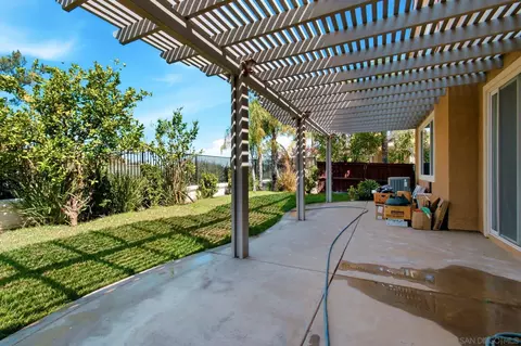 Exterior - 45281 Tioga St, Temecula, CA 92592 photo 7 of 9