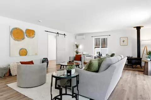 Living - 5735 Tex St, La Mesa, CA 91942 photo 2 of 3