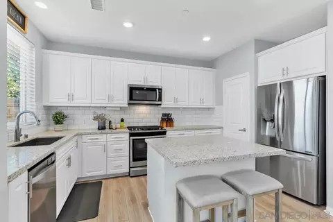 Kitchen - 8507 Yucca St, Santee, CA 92071 photo 2 of 4