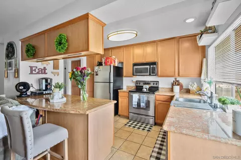 Kitchen - 615 Fredricks Ave #142, Oceanside, CA 92058 photo 1 of 7