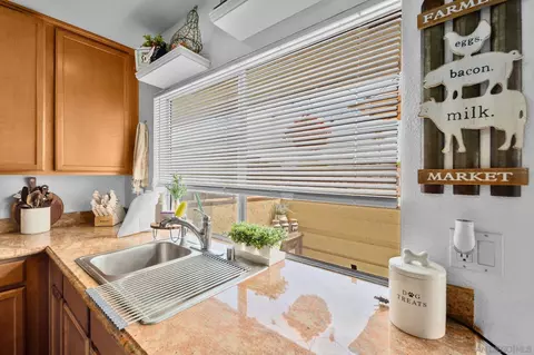 Kitchen - 615 Fredricks Ave #142, Oceanside, CA 92058 photo 7 of 7