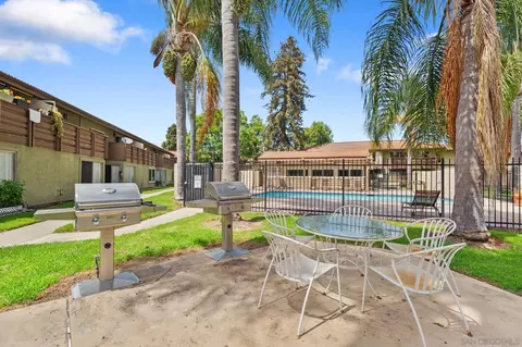 Exterior - 615 Fredricks Ave #142, Oceanside, CA 92058 photo 5 of 10