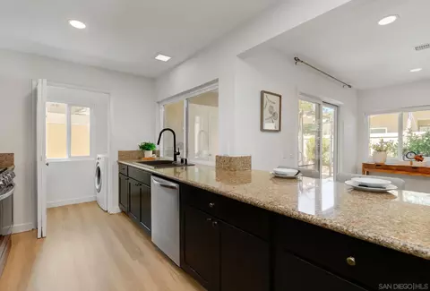 Kitchen - 13659 Sycamore Tree, Poway, CA 92064 photo 3 of 4