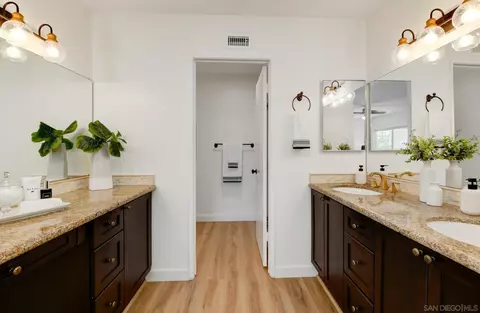 Bath - 13659 Sycamore Tree, Poway, CA 92064 photo 1 of 4