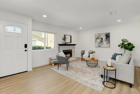 Living - 13659 Sycamore Tree, Poway, CA 92064 photo 2 of 2