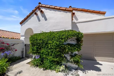 Exterior - 4742 Collinos Way, Oceanside, CA 92056 photo 2 of 2