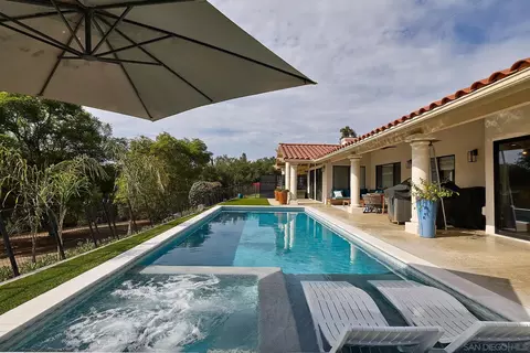 Exterior - 3064 Live Oak Park Rd, Fallbrook, CA 92028 photo 14 of 26