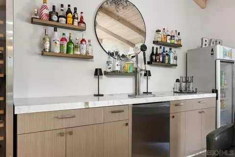Kitchen - 3064 Live Oak Park Rd, Fallbrook, CA 92028 photo 8 of 11