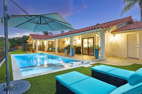 Exterior - 3064 Live Oak Park Rd, Fallbrook, CA 92028 photo 1 of 26