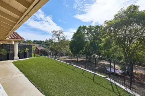 Exterior - 3064 Live Oak Park Rd, Fallbrook, CA 92028 photo 20 of 26