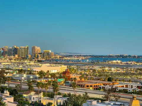 3815 Henry St, San Diego, CA 92110