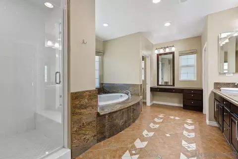 Bath - 1104 Championship Rd, Oceanside, CA 92057 photo 4 of 9