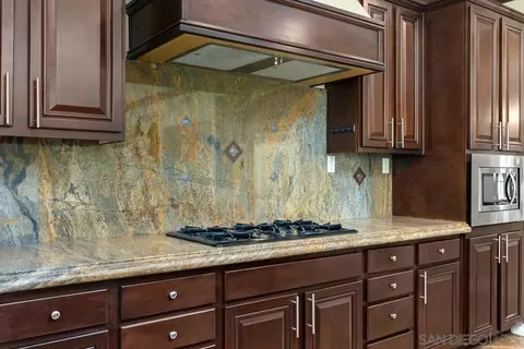 Kitchen - 1104 Championship Rd, Oceanside, CA 92057 photo 4 of 5