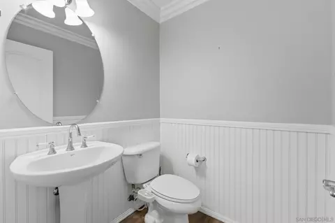 Bath - 31544 Mendocino Ct, Temecula, CA 92592 photo 1 of 2