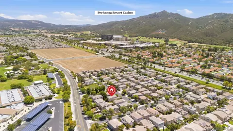 View/Area - 31544 Mendocino Ct, Temecula, CA 92592 photo 6 of 9
