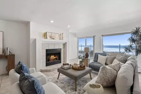 1362 Seacoast Dr #B, Imperial Beach, CA 91932