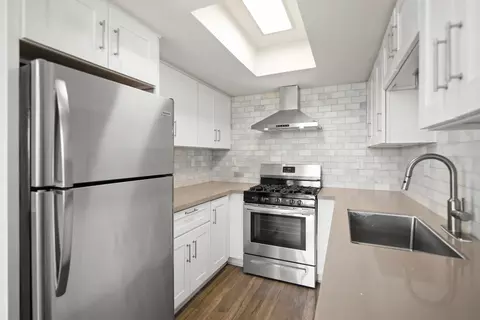 Kitchen - 725 Alturas Ln, Fallbrook, CA 92028 photo 4 of 4