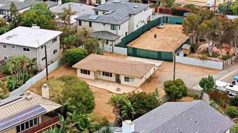 View/Area - 1465 Neptune Ave, Encinitas, CA 92024 photo 2 of 15