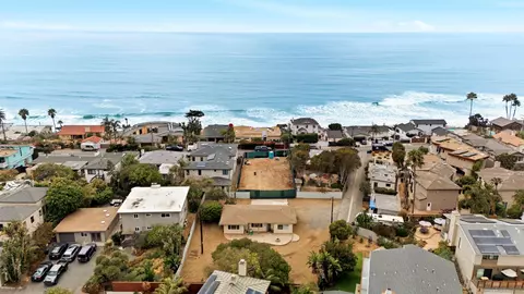 View/Area - 1465 Neptune Ave, Encinitas, CA 92024 photo 3 of 15