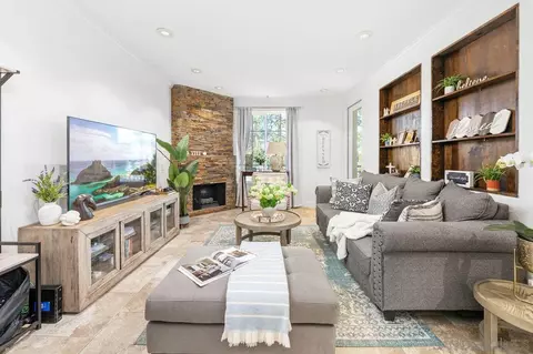 12366 Carmel Country Rd #207, San Diego, CA 92130