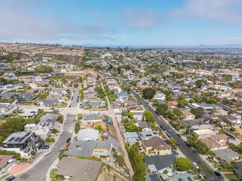 View/Area - 5379 La Jolla Mesa, La Jolla, CA 92037 photo 13 of 21