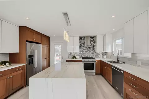 Kitchen - 5379 La Jolla Mesa, La Jolla, CA 92037 photo 4 of 6