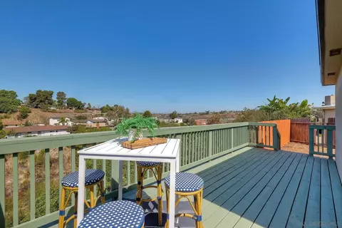 6303 Cleo St, San Diego, CA 92115