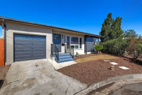 6303 Cleo St, San Diego, CA 92115