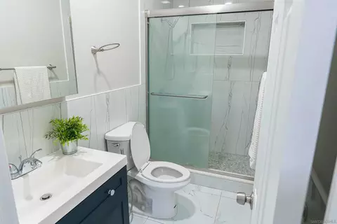 Bath - 7906 Anders Cir, La Mesa, CA 91942 photo 1 of 5