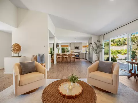 Living - 1022 Daisy Ave, Carlsbad, CA 92011 photo 3 of 5