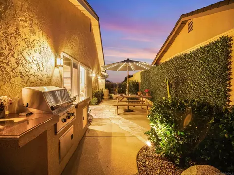 Exterior - 1022 Daisy Ave, Carlsbad, CA 92011 photo 17 of 19