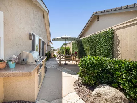 Exterior - 1022 Daisy Ave, Carlsbad, CA 92011 photo 16 of 19