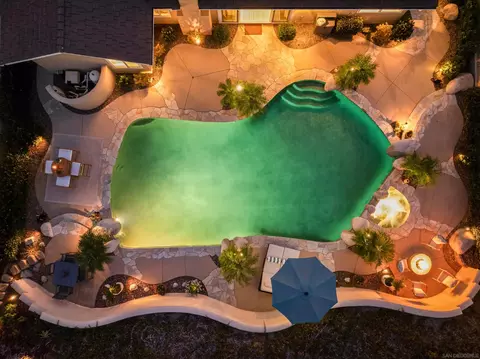 Exterior - 1022 Daisy Ave, Carlsbad, CA 92011 photo 6 of 19