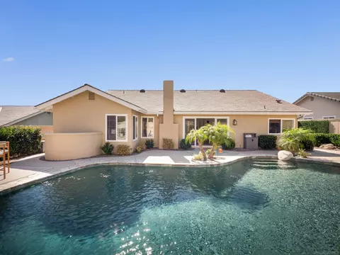 Exterior - 1022 Daisy Ave, Carlsbad, CA 92011 photo 11 of 19