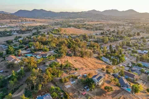 View/Area - 1234 Ramona St, Ramona, CA 92065 photo 2 of 9