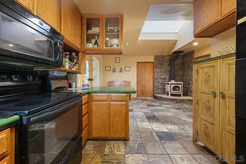 Kitchen - 1234 Ramona St, Ramona, CA 92065 photo 2 of 2