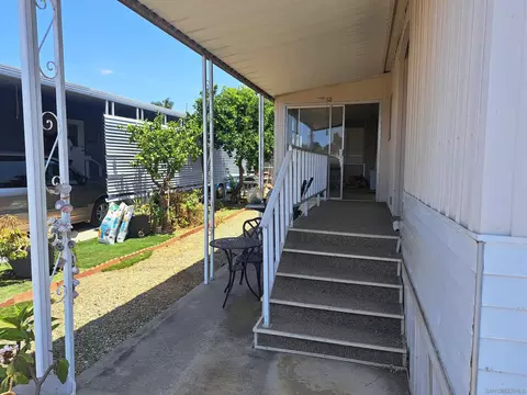 Exterior - 1010 E Bobier Dr #9, Vista, CA 92084 photo 2 of 4