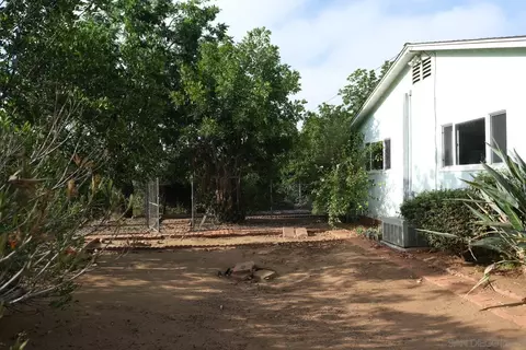 Exterior - 1101 Cresthill Pl, El Cajon, CA 92021 photo 6 of 7