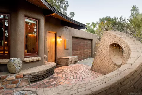 Exterior - 16512 Wilderness Rd, Poway, CA 92064 photo 2 of 8