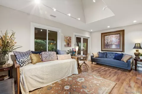 Living - 13327 Calle Colina, Poway, CA 92064 photo 6 of 6
