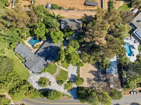 View/Area - 13327 Calle Colina, Poway, CA 92064 photo 1 of 4