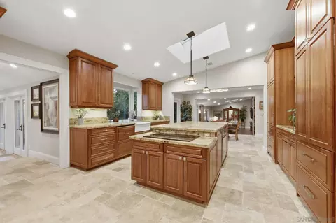 Kitchen - 13327 Calle Colina, Poway, CA 92064 photo 2 of 3