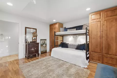 Bedroom - 13327 Calle Colina, Poway, CA 92064 photo 2 of 11