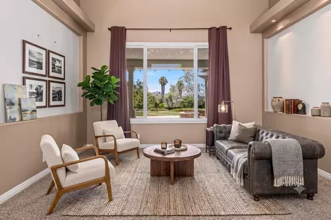 Living - 1290 Daxi Ln, Escondido, CA 92029 photo 3 of 3