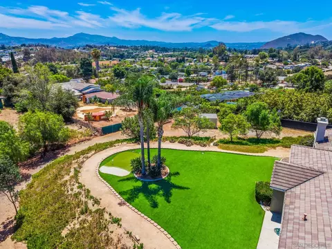 View/Area - 1290 Daxi Ln, Escondido, CA 92029 photo 2 of 4