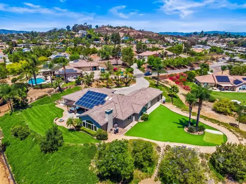View/Area - 1290 Daxi Ln, Escondido, CA 92029 photo 1 of 4