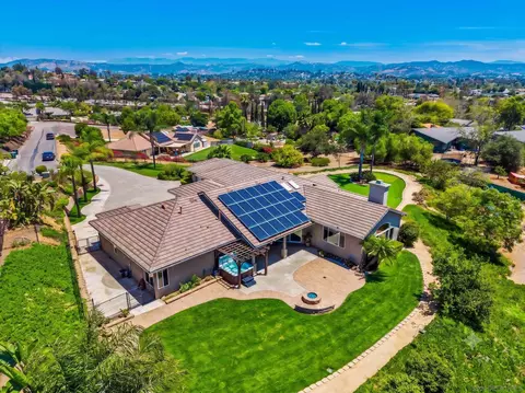 View/Area - 1290 Daxi Ln, Escondido, CA 92029 photo 4 of 4