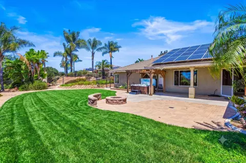 Exterior - 1290 Daxi Ln, Escondido, CA 92029 photo 5 of 5