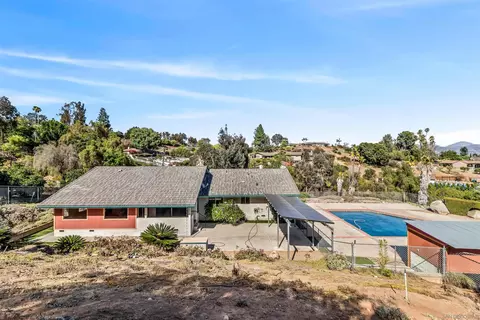 Exterior - 11701 Shadow Valley Rd, El Cajon, CA 92020 photo 10 of 12