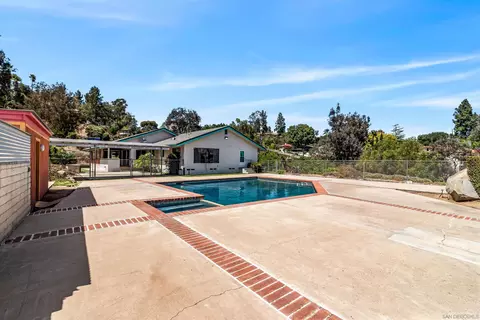 Exterior - 11701 Shadow Valley Rd, El Cajon, CA 92020 photo 6 of 12